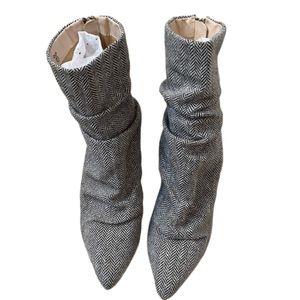 NWOT Oda Mid Calf stiletto Boot Fabric